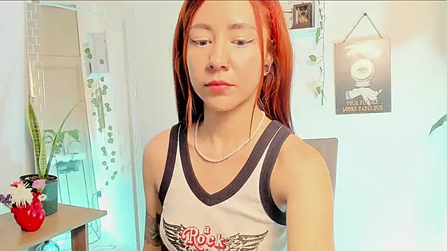 Snapshot of GenesisWhite chatting on December 2024 04:19:01 AM GenesisWhite online show from December 2024 04:19:01 AM