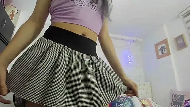 Ammy Queen online show from December 2024 06:45:02 AM