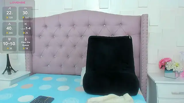 MonicaSchwartz online show from April 2026 03:23:01 PM