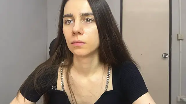 SassyJessi online show from November 2025 04:11:01 AM