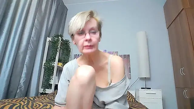 HelgaHimmell online show from March 2025 09:59:02 PM