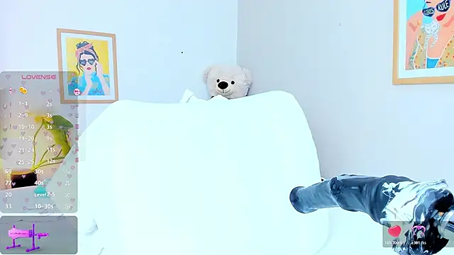 Snapshot of jasminnee_ chatting on April 2026 01:39:02 PM jasminnee online show from April 2026 01:39:02 PM