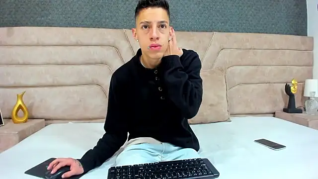 thiago19s online show from June 2026 12:35:01 PM