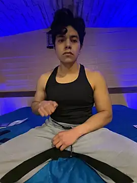 Snapshot of OsvaldoGuzman chatting on January 2025 07:48:01 AM OsvaldoGuzman online show from January 2025 07:48:01 AM