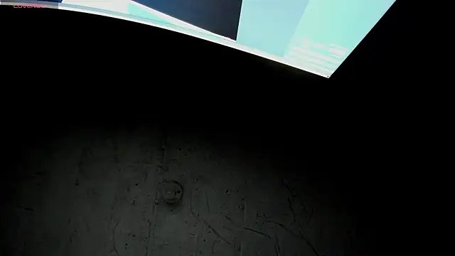 Snapshot of AlexanderSavage chatting on November 2025 06:12:01 AM AlexanderSavage online show from November 2025 06:12:01 AM