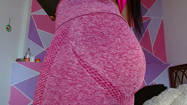 ebony alika1 online show from December 2024 05:04:01 PM