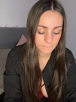 Snapshot of Loella-Rose chatting on December 2024 08:51:01 AM Loella-Rose online show from December 2024 08:51:01 AM