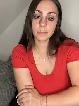 Loella-Rose online show from July 2026 11:01:02 PM
