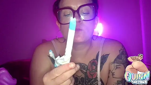 quinnmariexo online show from November 2025 04:56:01 AM