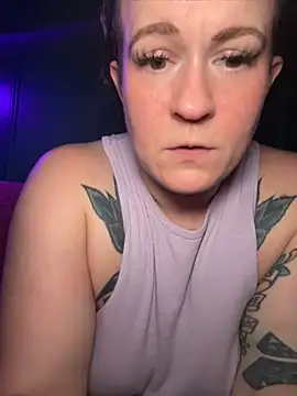 quinnmariexo online show from July 2026 10:25:02 PM