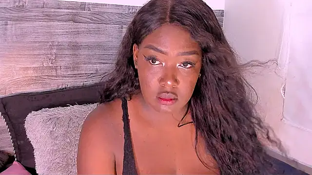 Snapshot of Aishaza1 chatting on January 2025 04:19:02 PM Aishaza1 online show from January 2025 04:19:02 PM