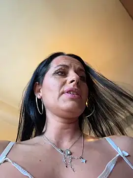 Hotmomcheckk  online show from June 2026 09:37:01 AM