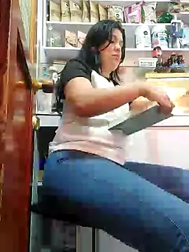 Sophie-hatter online show from January 2025 07:01:02 PM