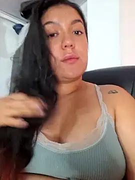 Sophie-hatter online show from November 2025 04:29:02 PM