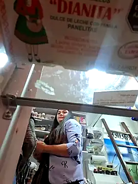 Sophie-hatter online show from April 2026 02:48:01 PM