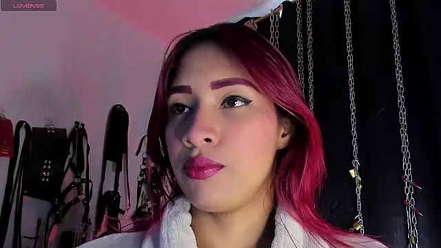 charrlotte quinn online show from June 2026 12:40:01 PM