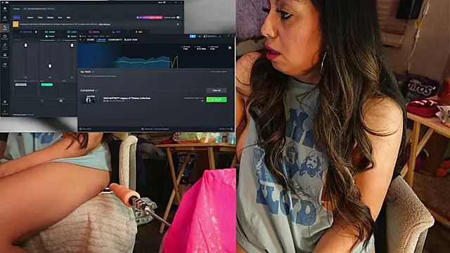 Snapshot of IndiaBlaze chatting on November 2025 02:43:02 AM IndiaBlaze online show from November 2025 02:43:02 AM