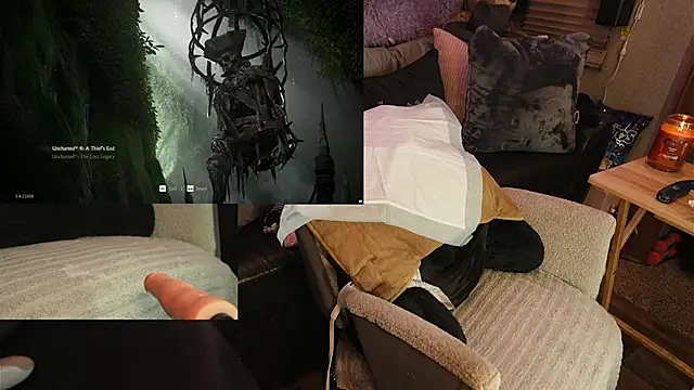 Snapshot of IndiaBlaze chatting on December 2025 02:38:01 AM IndiaBlaze online show from December 2025 02:38:01 AM