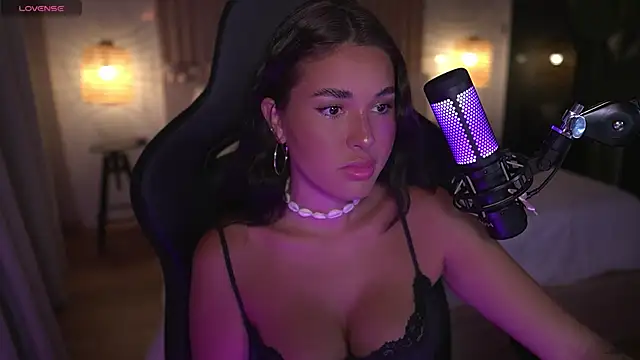 Snapshot of Lizhush_ chatting on January 2025 05:37:02 PM Lizhush  online show from January 2025 05:37:02 PM