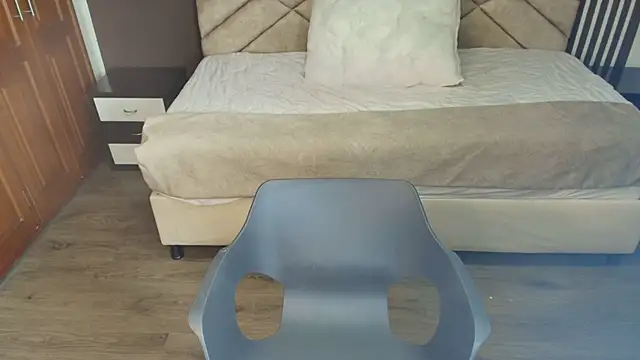 Raquel jones online show from February 2025 11:34:02 AM