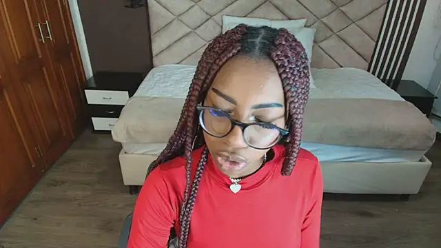 Raquel jones online show from February 2025 12:58:02 PM