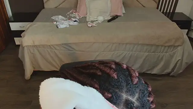 Raquel jones online show from March 2025 02:43:02 PM