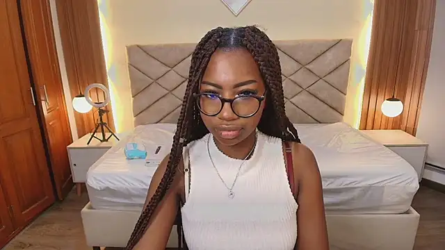 Raquel jones online show from March 2026 11:57:01 AM