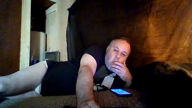 Nightshade7712 online show from November 2025 06:24:02 PM