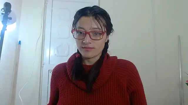 lunazulsj online show from June 2026 01:04:02 PM