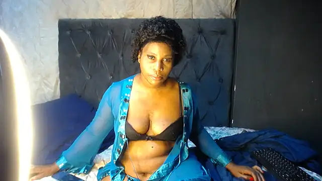 Nattybae09 online show from October 2025 05:46:01 PM