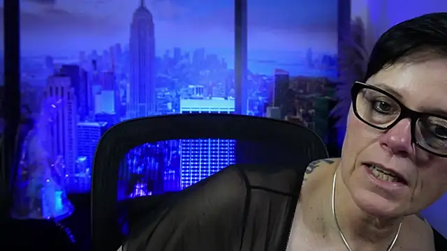 ninarandmann online show from December 2025 06:57:02 PM