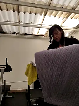 Natasha milf   online show from October 2025 12:38:01 PM