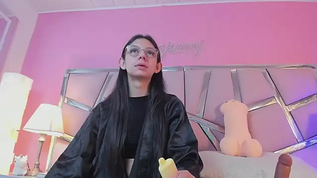 Snapshot of Bonniepark chatting on February 2025 03:15:02 PM Bonniepark online show from February 2025 03:15:02 PM