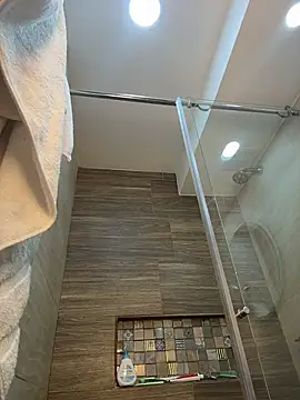 Snapshot of Bonniepark chatting on November 2025 01:12:02 PM Bonniepark online show from November 2025 01:12:02 PM