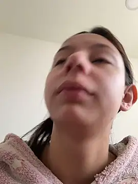 Snapshot of Bonniepark chatting on November 2025 01:03:01 PM Bonniepark online show from November 2025 01:03:01 PM