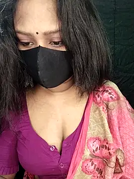 Idhika Paul online show from November 2025 02:56:02 AM