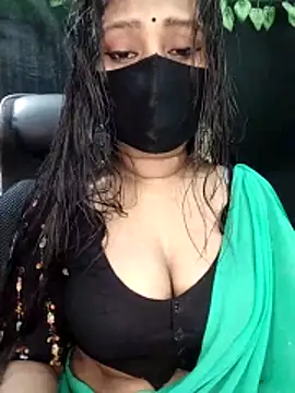 Idhika Paul online show from November 2025 12:00:02 PM