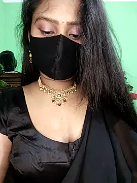 Idhika Paul online show from February 2026 03:48:02 PM