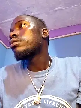 Snapshot of MaskedGQ chatting on November 2025 05:58:02 PM MaskedGQ online show from November 2025 05:58:02 PM