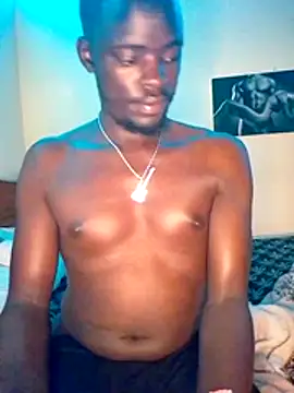 Snapshot of MaskedGQ chatting on November 2025 10:11:02 PM MaskedGQ online show from November 2025 10:11:02 PM