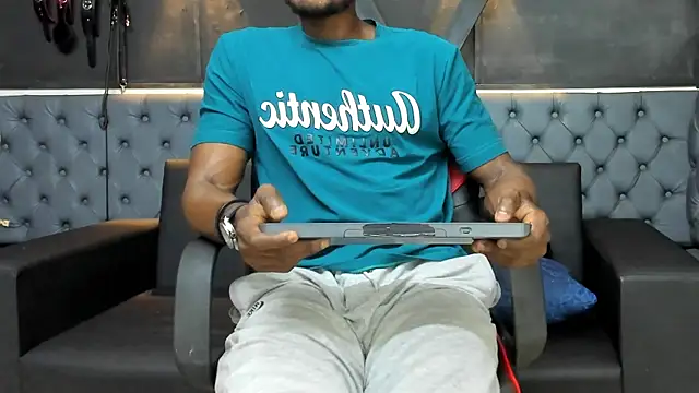 Terrance z online show from November 2025 07:46:02 PM