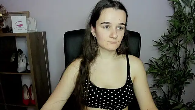 Snapshot of KateDelight chatting on December 2024 02:30:02 PM KateDelight online show from December 2024 02:30:02 PM