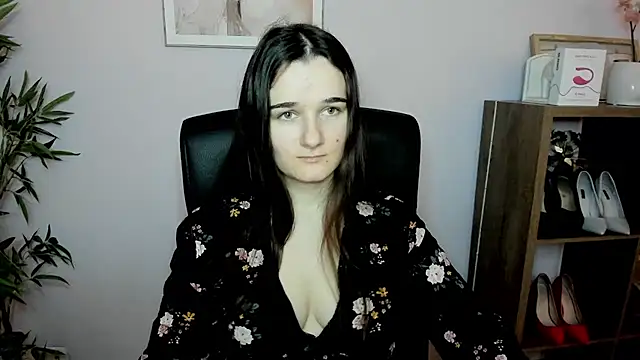 Snapshot of KateDelight chatting on February 2025 11:12:01 AM KateDelight online show from February 2025 11:12:01 AM