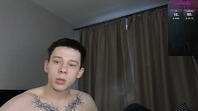 R1mmo   online show from November 2025 07:52:02 AM