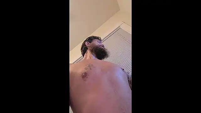 Snapshot of Armyexhibitionistvet chatting on September 2025 04:12:02 AM Armyexhibitionistvet online show from September 2025 04:12:02 AM