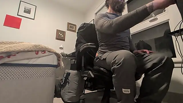 Snapshot of Armyexhibitionistvet chatting on December 2025 08:30:02 AM Armyexhibitionistvet online show from December 2025 08:30:02 AM