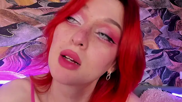 Snapshot of CrystalRey chatting on December 2024 09:37:02 AM CrystalRey online show from December 2024 09:37:02 AM