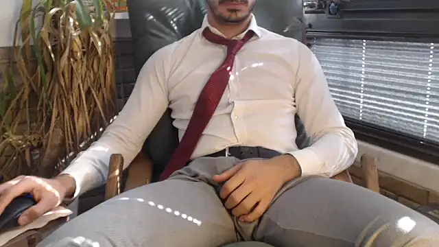 Snapshot of Naughtb0y chatting on March 2025 06:53:01 AM Naughtb0y online show from March 2025 06:53:01 AM