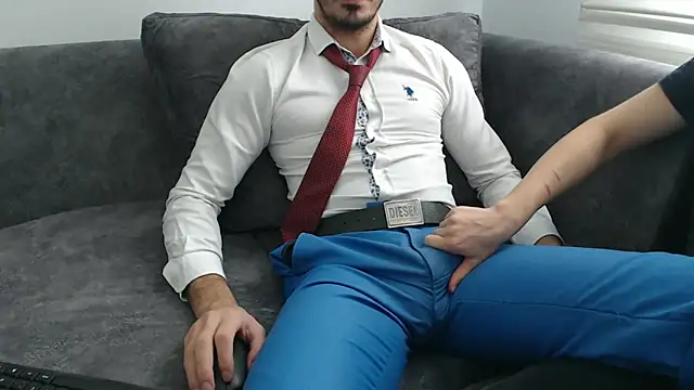 Snapshot of Naughtb0y chatting on December 2025 09:51:01 AM Naughtb0y online show from December 2025 09:51:01 AM