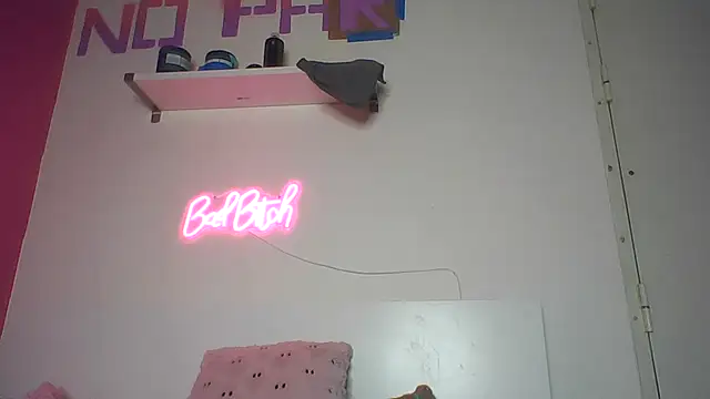 Snapshot of Icy__Diamond chatting on May 2026 08:58:01 PM Icy Diamond online show from May 2026 08:58:01 PM